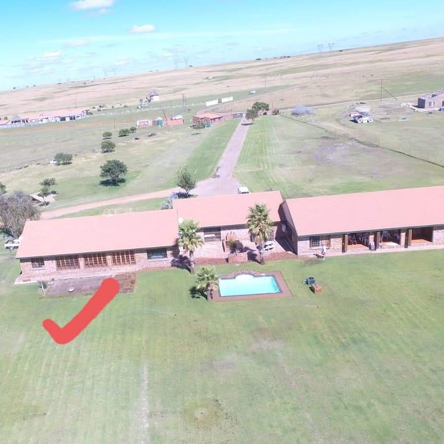 7 Bedroom Property for Sale in Oranjeville Free State